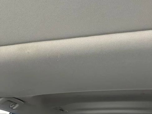 Used 2018 Toyota Highlander XLE AWD/4WD image 32