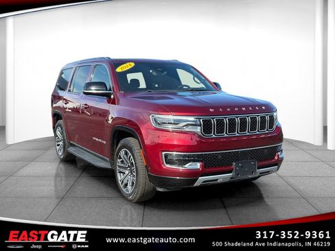 Used 2024 Jeep Wagoneer Series II w/ Flexible Seating Group AWD/4WD image 1