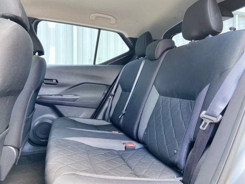 Used 2019 Nissan Kicks S w/ Exterior Package FWD image 21