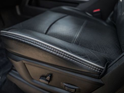 Used 2024 RAM 3500 Laramie w/ Sport Appearance Package image 40