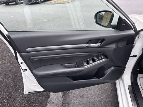 Used 2023 Nissan Altima 2.5 SL image 15