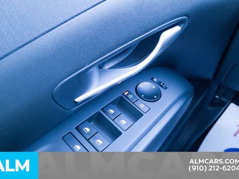 Certified 2025 Hyundai Tucson SEL image 32