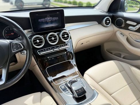 Used 2016 Mercedes-Benz GLC 300 4MATIC image 19