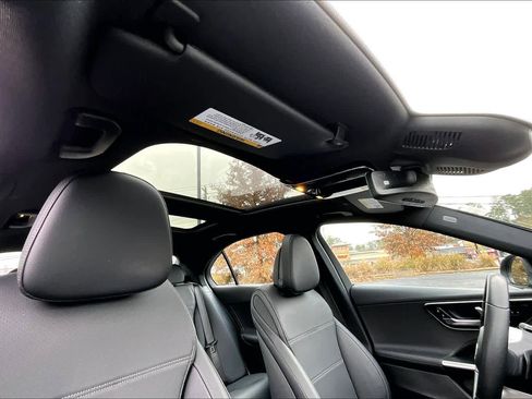 Certified 2025 Mercedes-Benz C 300 4MATIC Sedan image 13