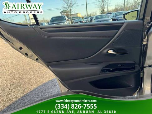Used 2023 Lexus ES 350 w/ Premium Package image 29