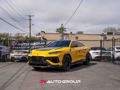 Used 2023 Lamborghini Urus Performante