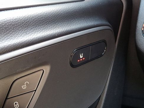 Used 2024 Mercedes-Benz Sprinter 2500 image 20