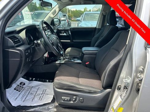 Used 2016 Toyota 4Runner Trail AWD/4WD image 2