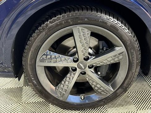 Used 2022 Genesis GV70 3.5T Sport w/ Sport Prestige Package image 12