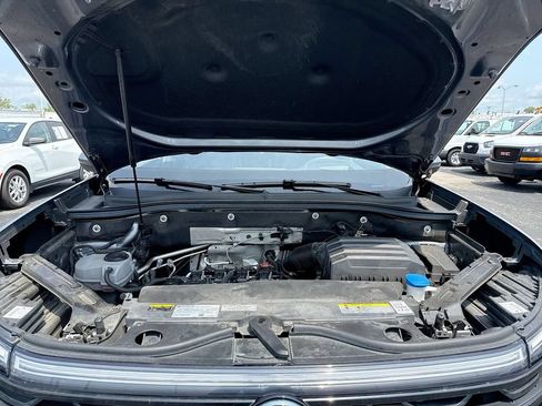 Used 2024 Volkswagen Atlas SEL Premium R-Line AWD/4WD image 27