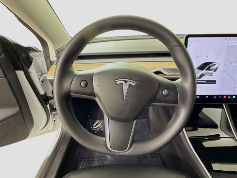 Used 2020 Tesla Model 3 Long Range AWD/4WD image 11