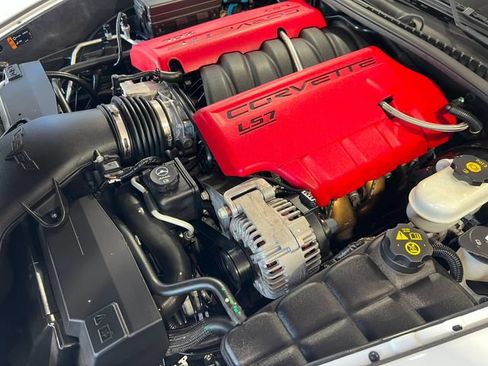 Used 2013 Chevrolet Corvette Grand Sport RWD image 35