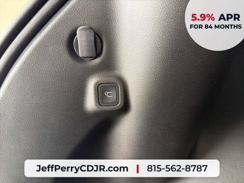 New 2026 Jeep Compass Limited w/ Sun, Sound & Navigation Group AWD/4WD image 28
