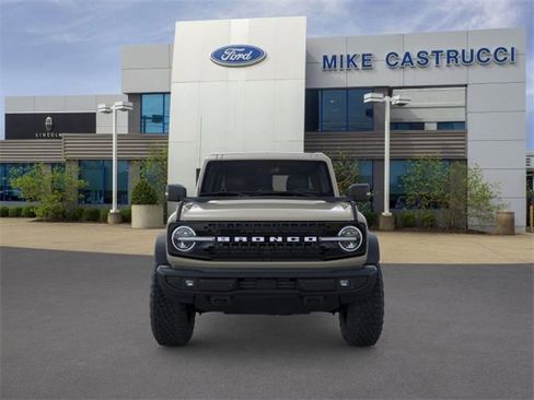 New 2025 Ford Bronco Outer Banks w/ Sasquatch Package image 6