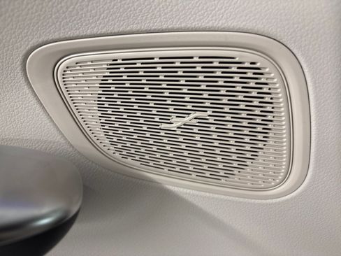 Certified 2026 Mercedes-Benz GLC 300 image 19