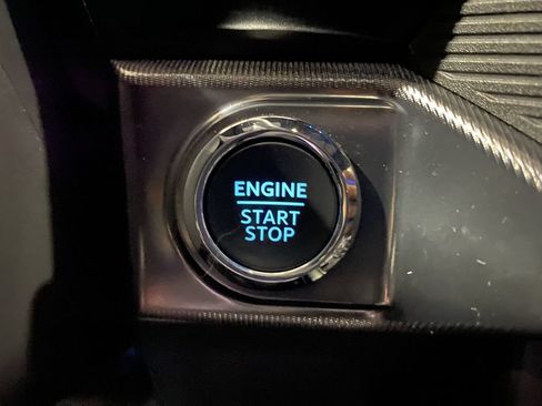 Used 2025 Ford F150 Raptor AWD/4WD image 14