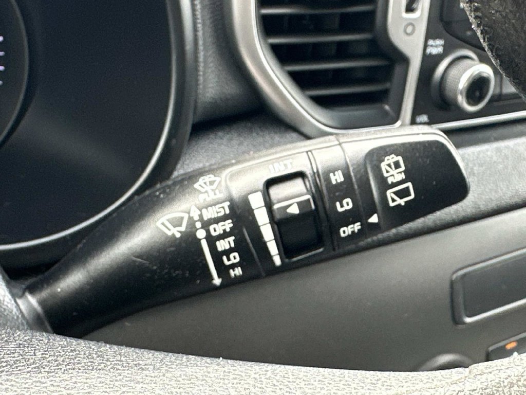 Used 2018 Kia Sportage LX AWD/4WD image 24