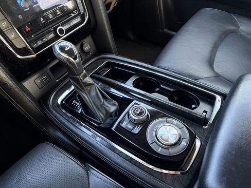 Used 2021 INFINITI QX80 Luxe w/ Cargo Package image 21