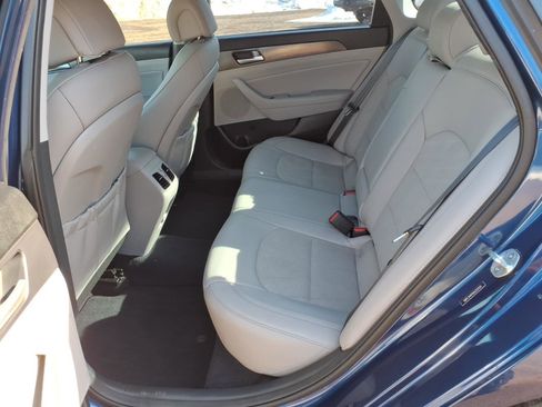 Used 2016 Hyundai Sonata Sport w/ Option Group 02 image 10