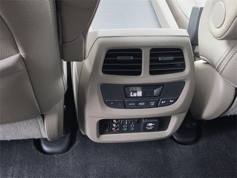 Used 2017 Honda Pilot EX-L image 13