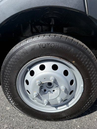 Used 2022 Ford Transit 350 DRW RWD image 19