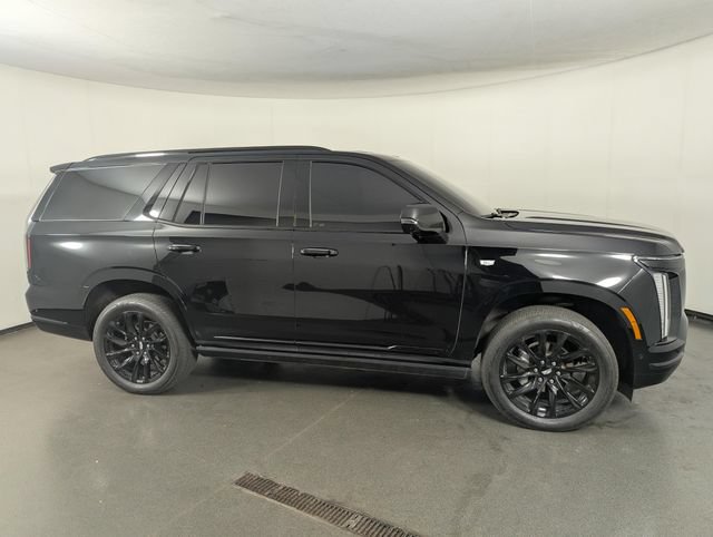 Used 2026 Cadillac Escalade Sport w/ LPO, ONYX Package AWD/4WD image 8