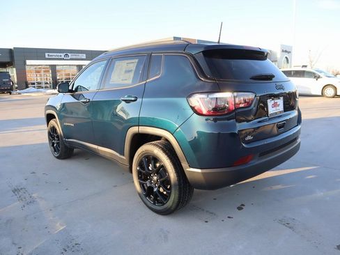 New 2026 Jeep Compass Latitude image 22