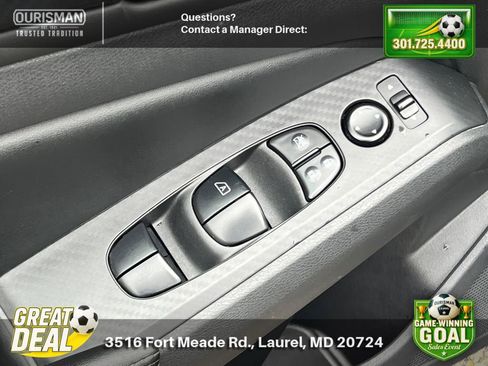 Used 2024 Nissan Altima 2.5 SV FWD image 8