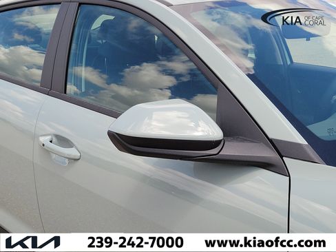 New 2026 Kia K4 FWD image 8