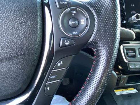 Used 2022 Honda Ridgeline Black Edition image 25