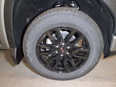 New 2026 GMC Sierra 1500 Elevation w/ Preferred Package AWD/4WD image 5