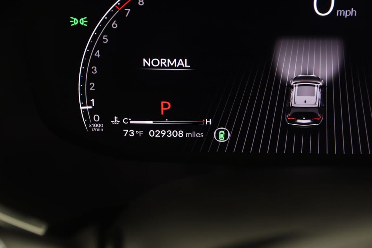 Used 2024 Acura MDX SH-AWD image 32
