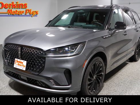 Used 2025 Lincoln Aviator Reserve w/ Equipment Group 201A AWD/4WD image 1