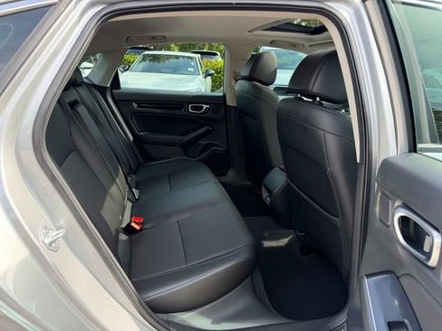 Used 2023 Honda Civic Touring image 19