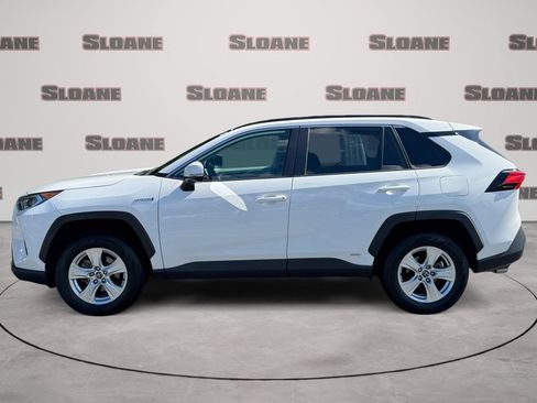 Used 2020 Toyota RAV4 XLE w/ Convenience Package AWD/4WD image 2