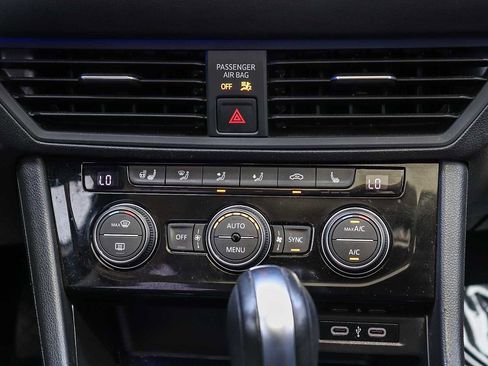 Used 2021 Volkswagen Jetta SEL image 14