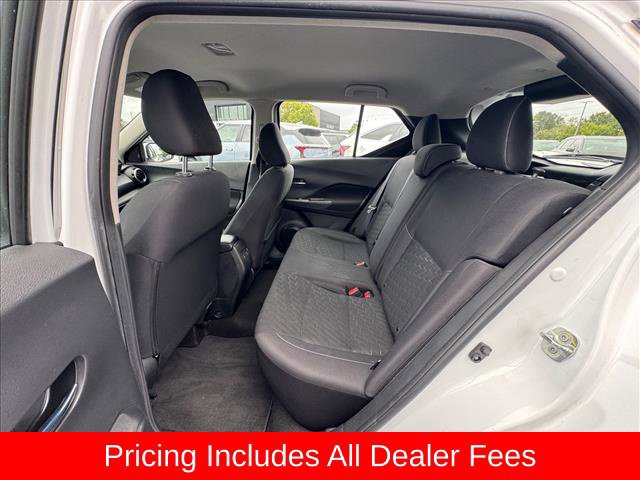 Used 2022 Nissan Kicks SV FWD image 11