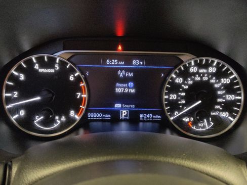Used 2021 Nissan Altima 2.5 SR FWD image 23