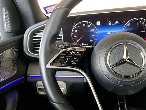 Used 2024 Mercedes-Benz GLE 450e 4MATIC image 23