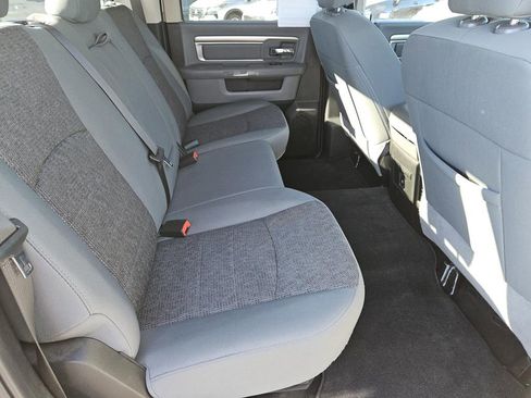 Used 2018 RAM 1500 Lone Star image 33