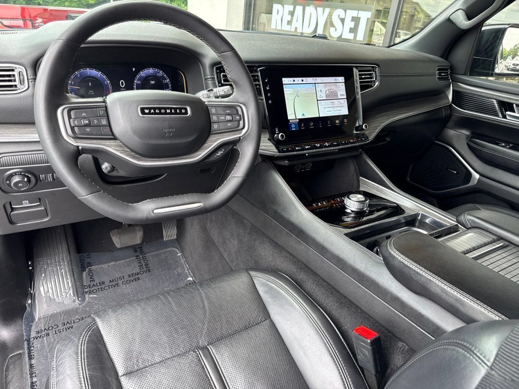 Used 2024 Jeep Wagoneer Series II w/ Flexible Seating Group RWD image 22