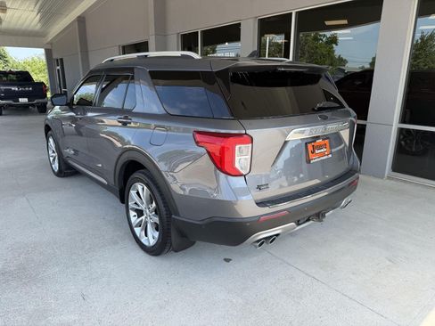 Used 2021 Ford Explorer Platinum AWD/4WD image 15