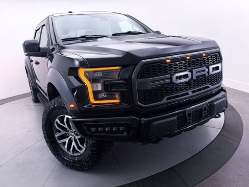 Used 2018 Ford F150 Raptor w/ Equipment Group 802A Luxury AWD/4WD image 4