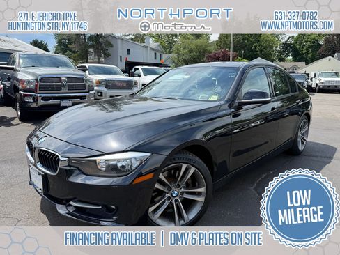 Used 2013 BMW 328i xDrive Sedan AWD/4WD image 1