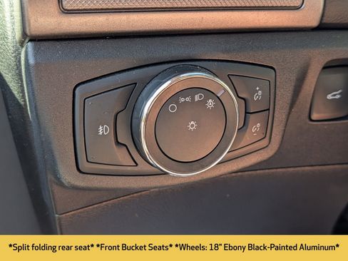 Used 2020 Ford Fusion SE w/ Equipment Group 151A image 11