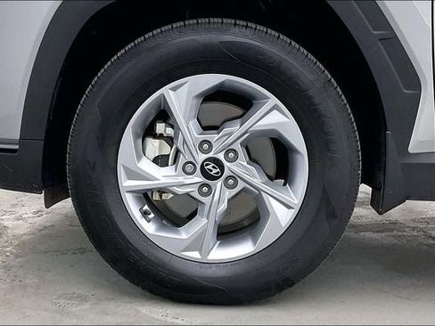 Certified 2023 Hyundai Tucson SEL AWD/4WD image 10