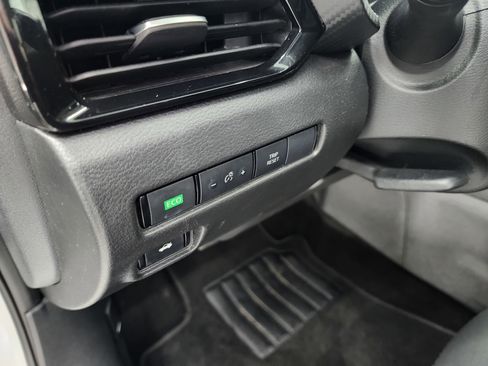 Used 2023 Nissan Sentra SV image 36