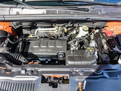 Used 2015 Chevrolet Trax LT w/ LT Sun and Sound Package image 27