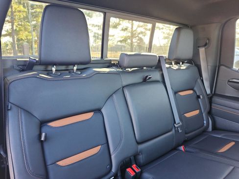 Used 2023 GMC Sierra 1500 AT4 w/ AT4 Premium Package image 11