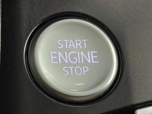 Used 2022 Volkswagen Taos S w/ IQ Drive S Package image 11